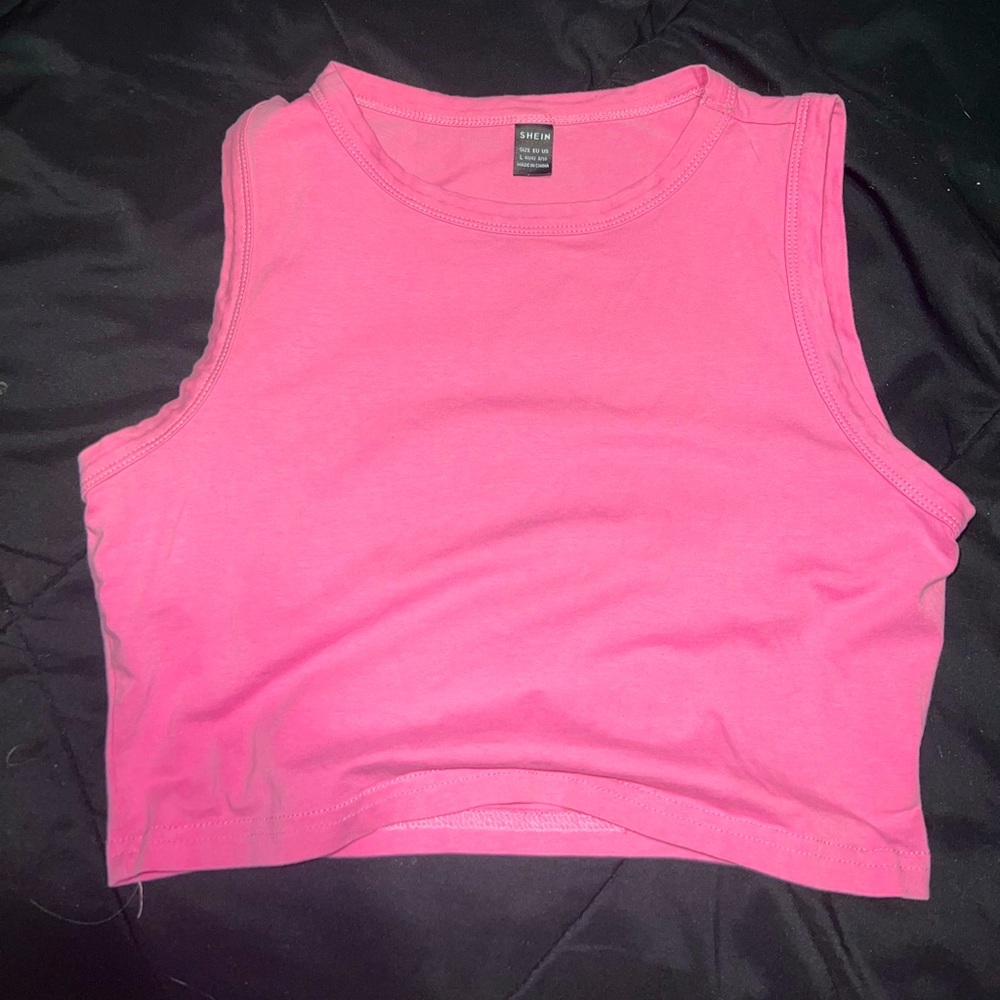 Crop top tank shirt